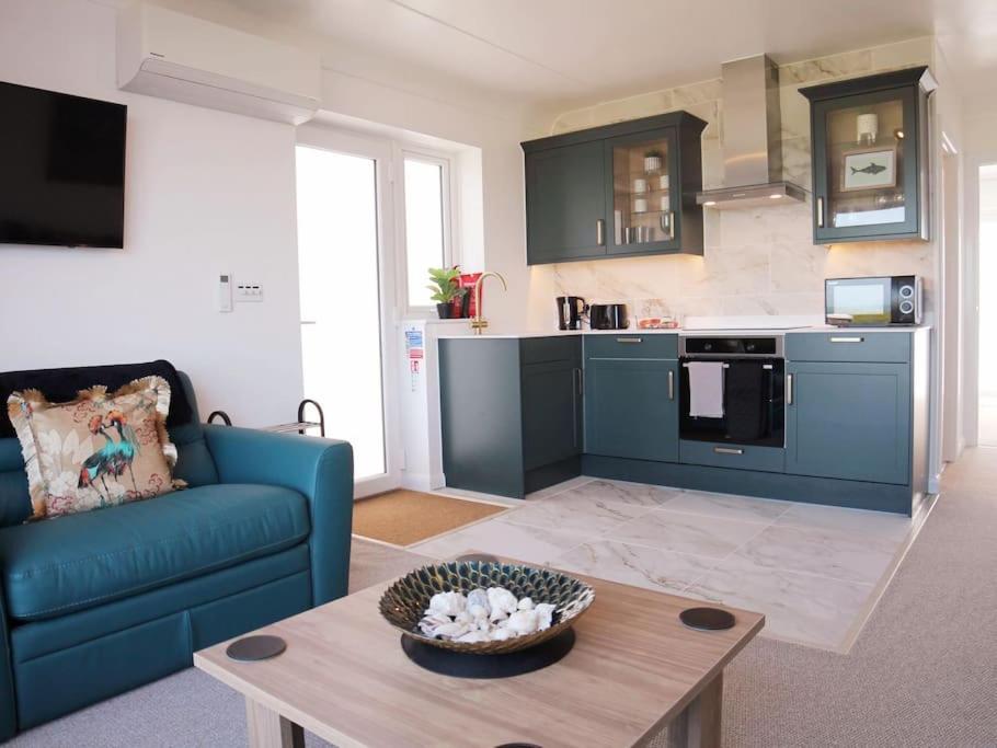 Ocean View Apartment, Beautiful Sea Views